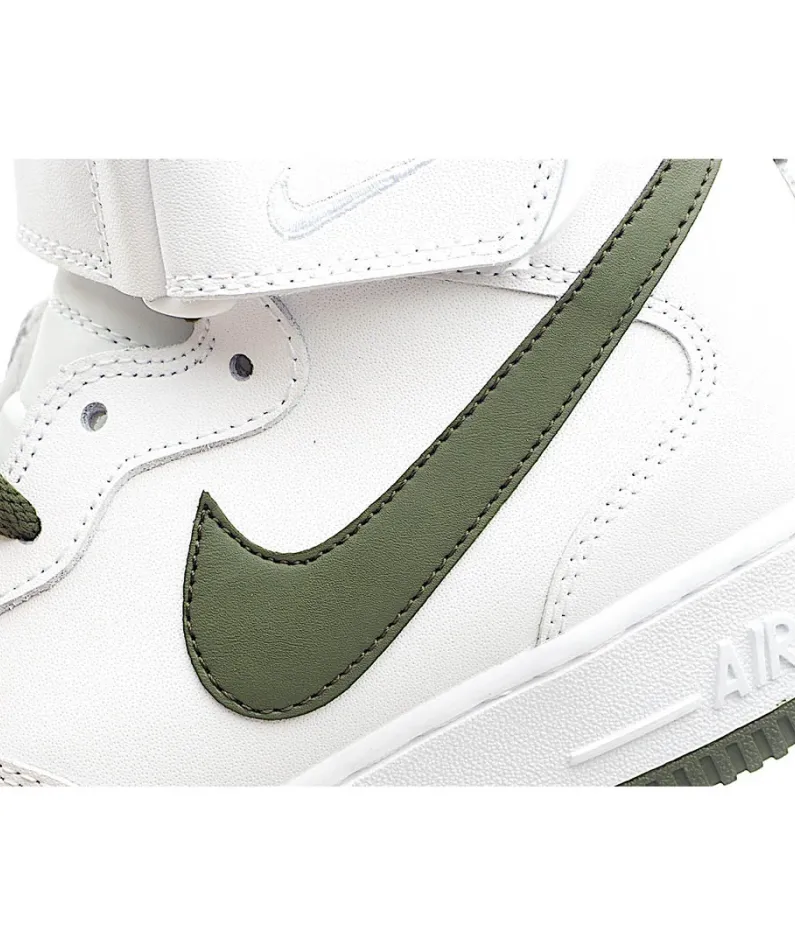 Nike Air Force 1 Mid