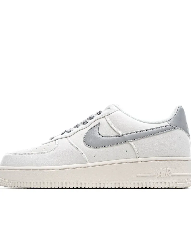 Nike Air Force 1 07 3M Reflective