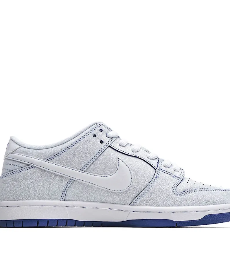 NIKE SB DUNK LOW Prynne