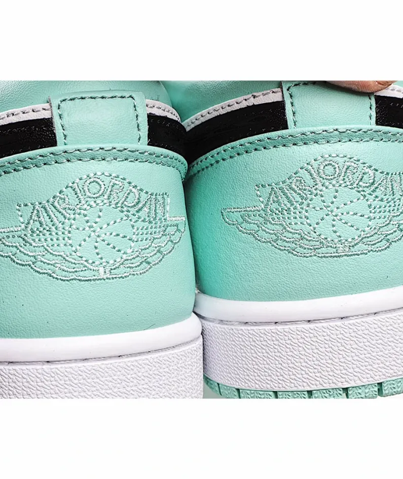 Air Jordan 1 Retro Low 'Emerald'