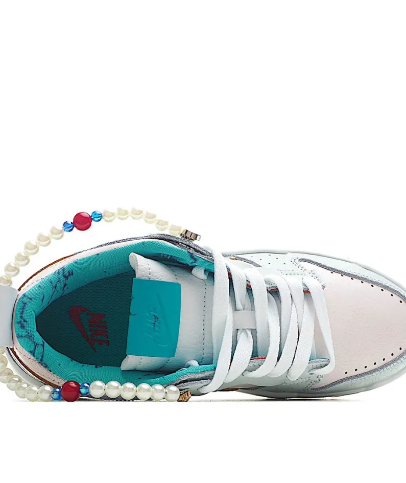 NIKE Dunk Low Disrupt Sneakers