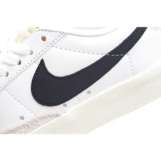 Nike Wmns Blazer Low '77 'White Black'