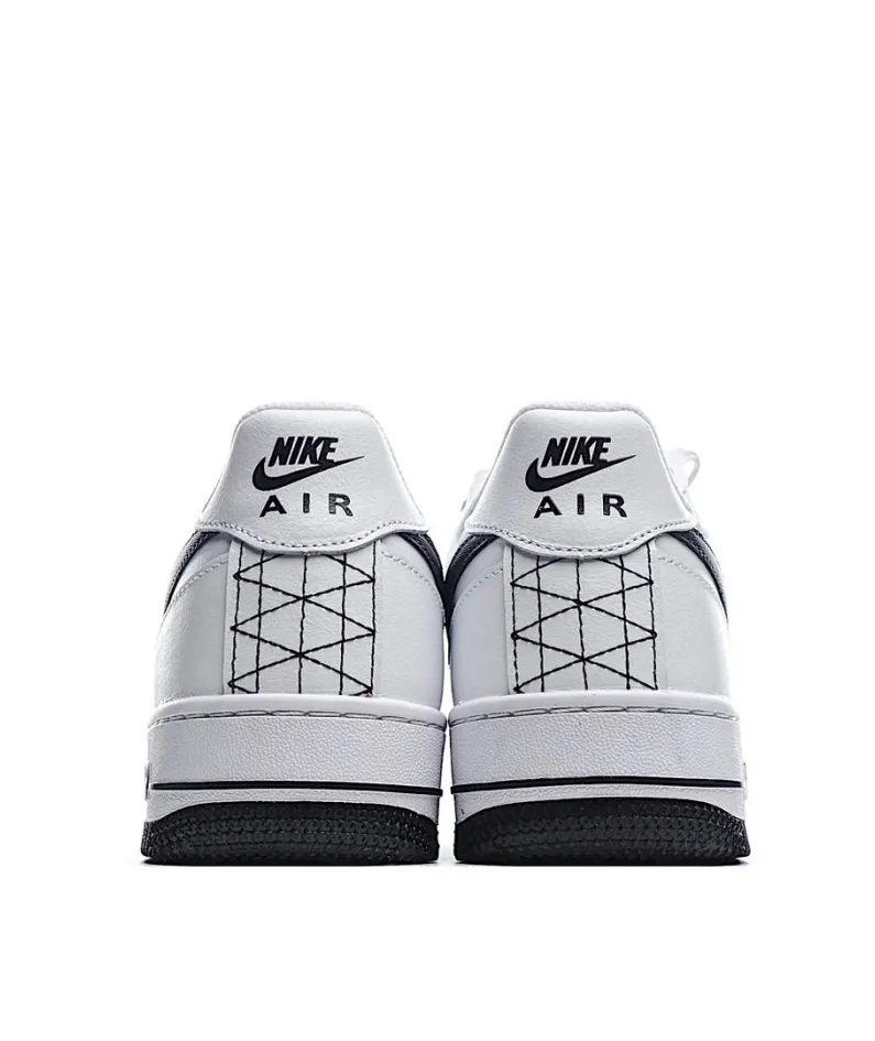 Nike Air Force 1 Low 07 Low Top Sneakers