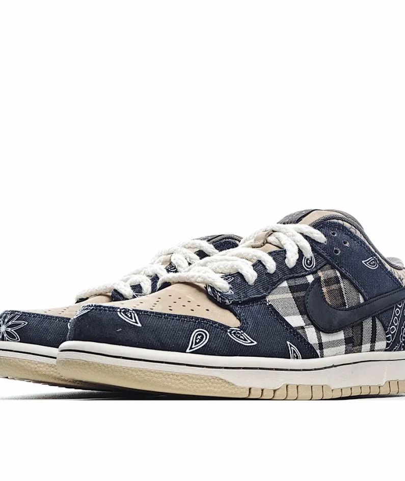 Nike Travis Scott  SB Dunk