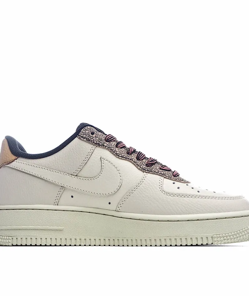 Nike Air Force 1 Low 