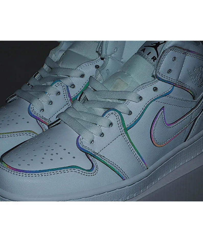 Wmns Air Jordan 1 Mid SE 'Iridescent Trim'