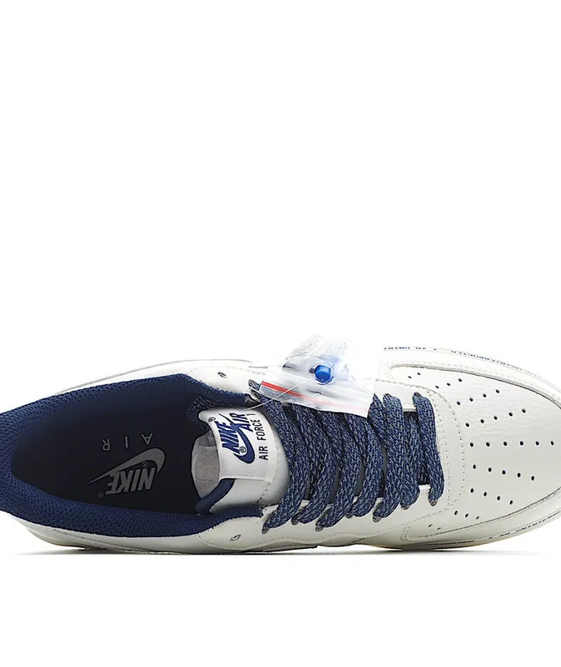 Nike UninterruptedNK Air Force 1 MORE THAN Low-Top Sneakers