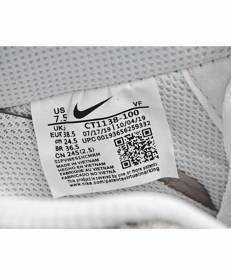 Nike Air Force 1 Low-Top Sneakers