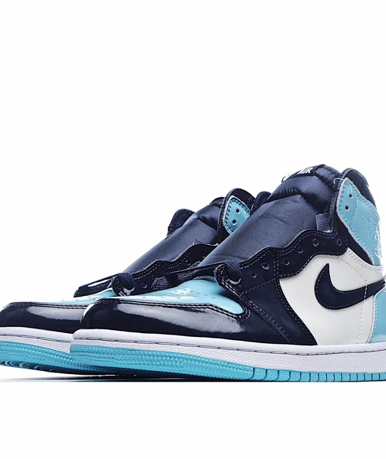 Wmns Air Jordan 1 Retro High OG 'Blue Chill'