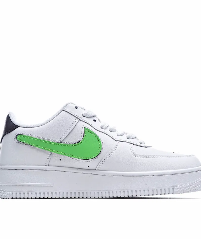 Nike Air Force 1 07 LV8 Sneakers