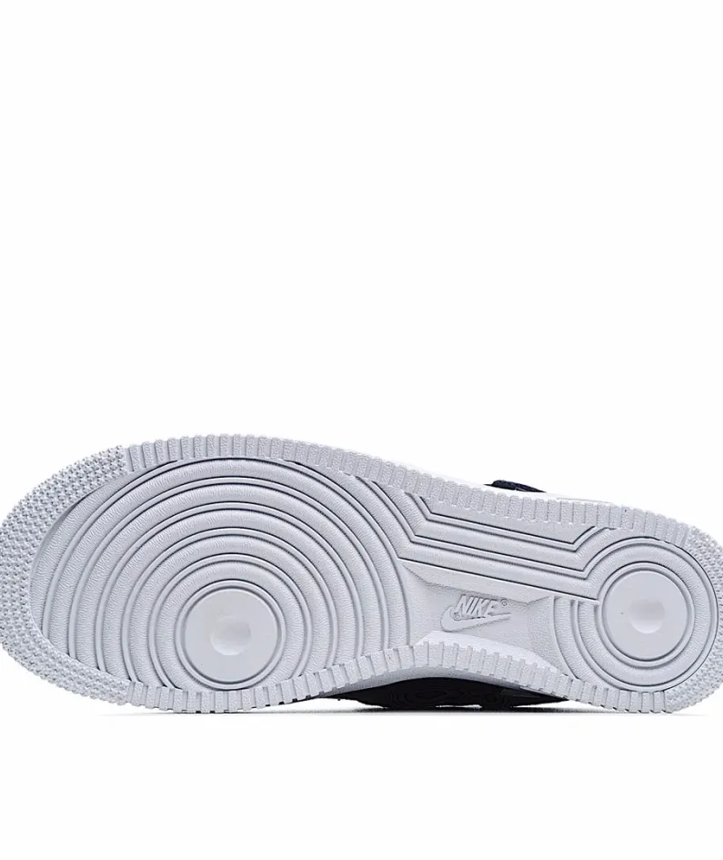 NIKE WMNS AIR FORCE 1 07 LX 