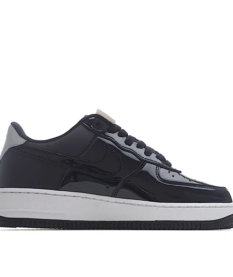Nike Air Force 1 Black