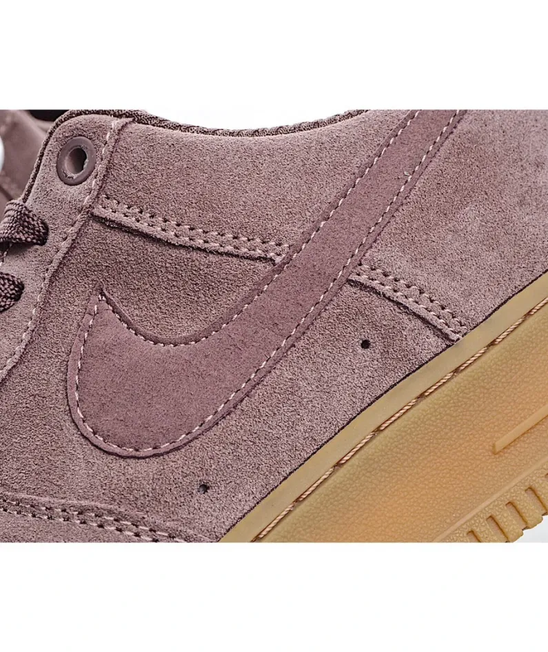 Nike Air Force 1 07 Low Top Sneakers Dark Pink
