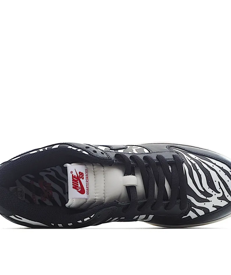 Nike Quartersnacks X Dunk SB Low“Zebra 黑 