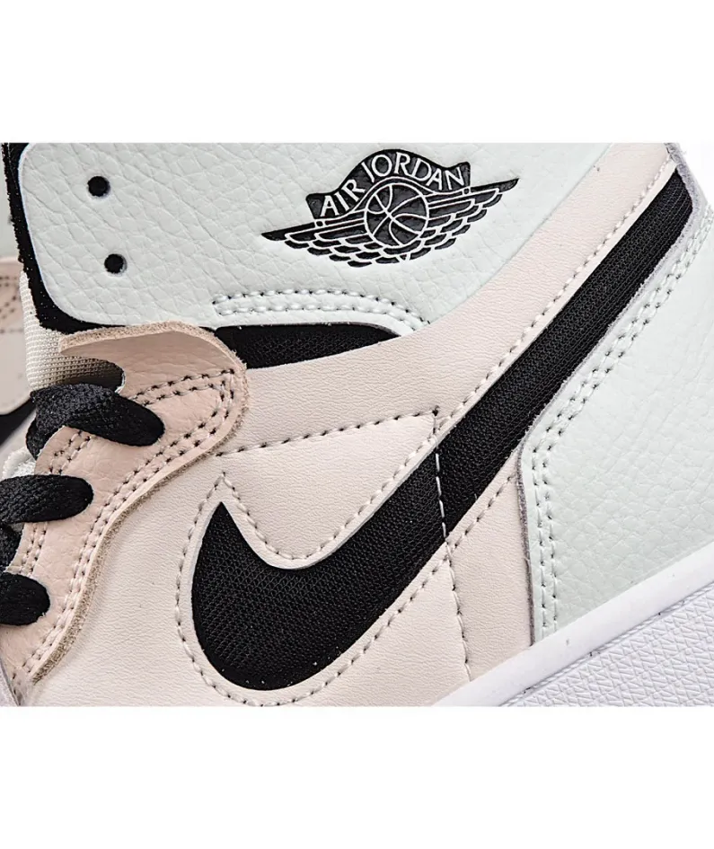 Wmns Air Jordan 1 High Zoom Comfort 'Easter'