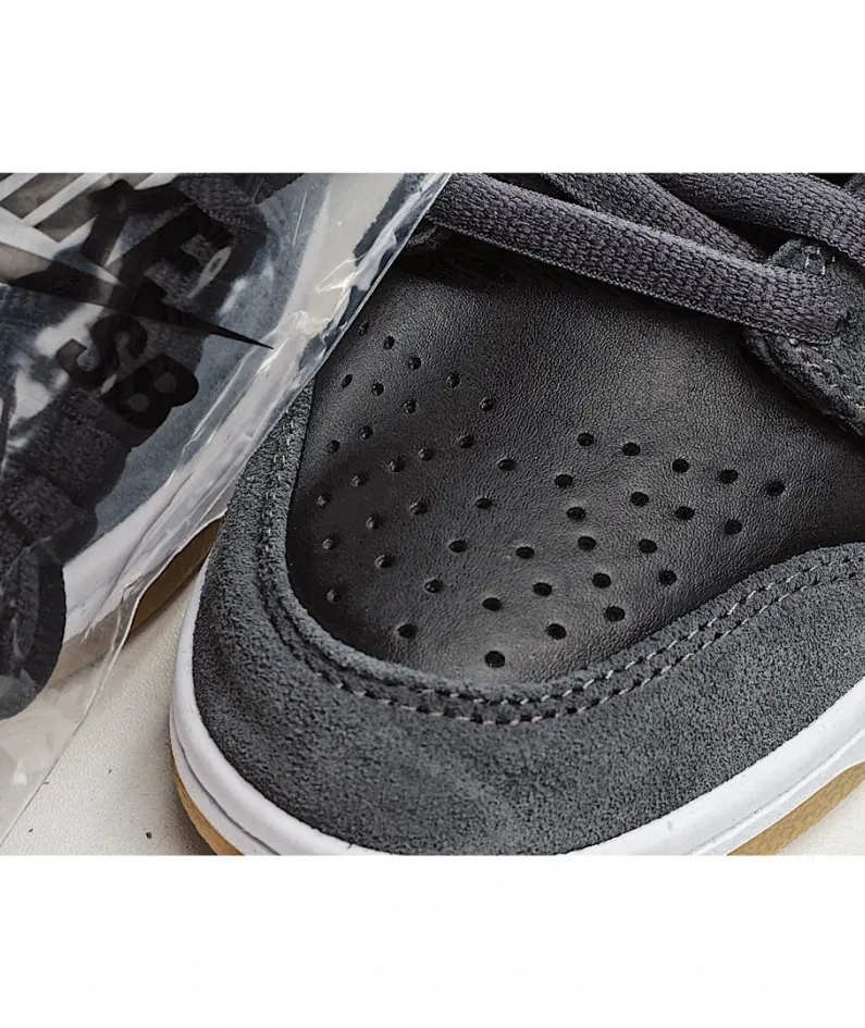 Nike SB Dunk Low TRD Smoky Wolf Grey Sneakers
