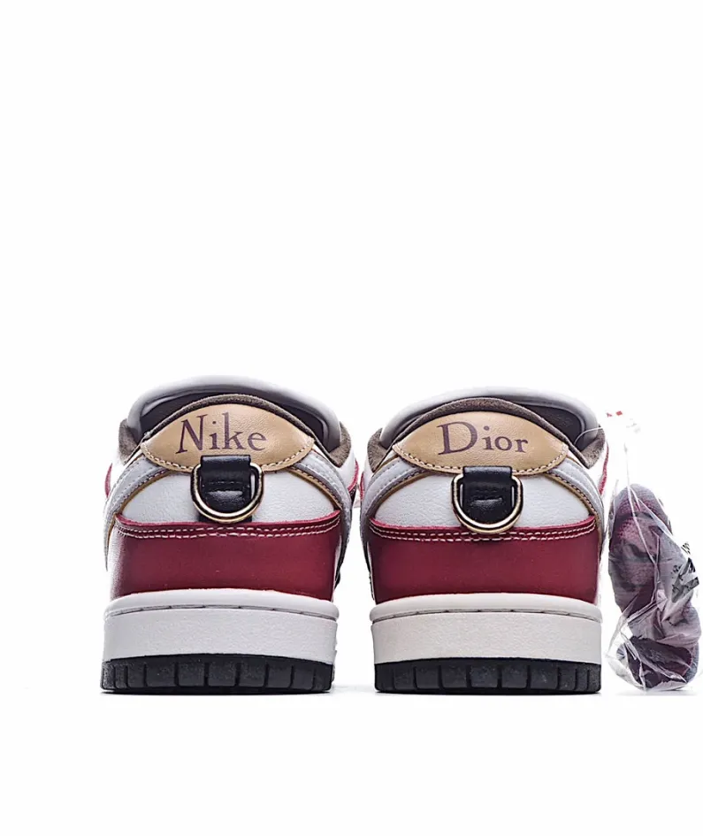 Nike SB Dunk Low x Dior Sneakers