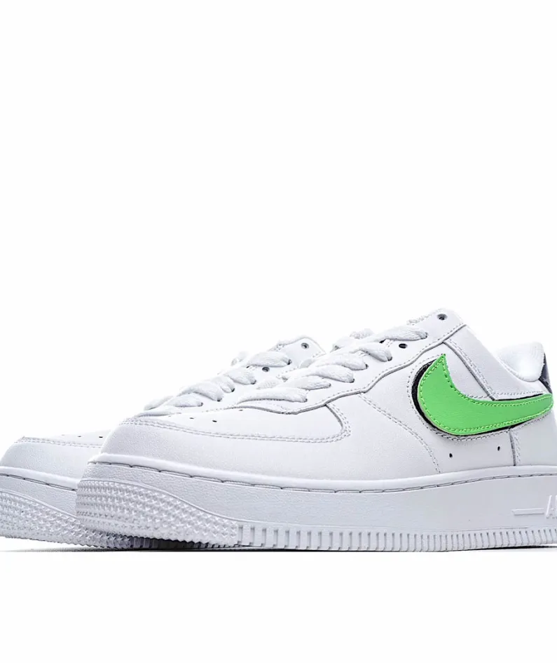 Nike Air Force 1 07 LV8 Sneakers
