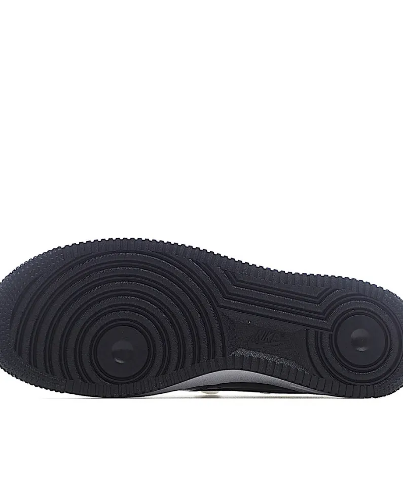 Nike Air Force 1 Black