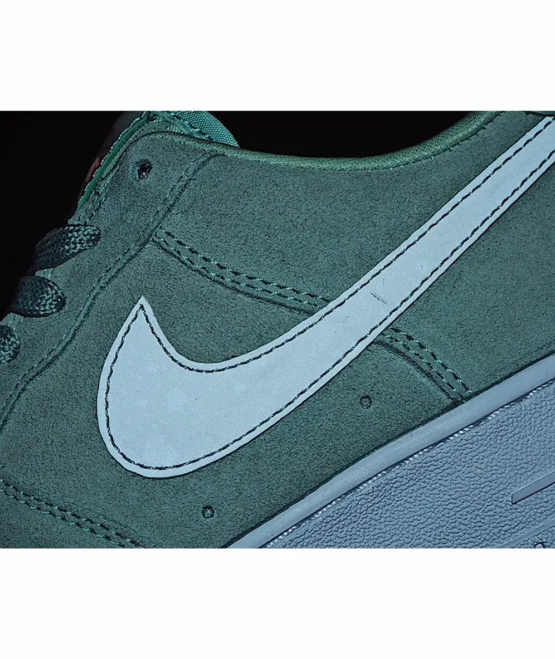 Nike Air Force 1 Low Low-Top Sneakers