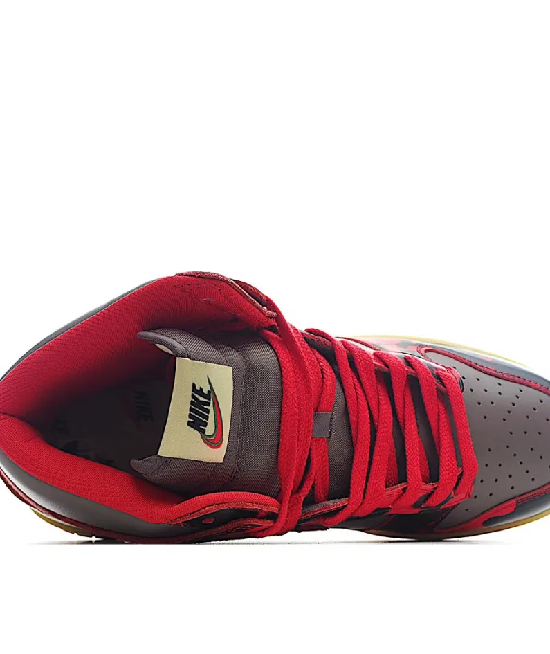 Nike Dunk High “Red Camo”  灰  黑 