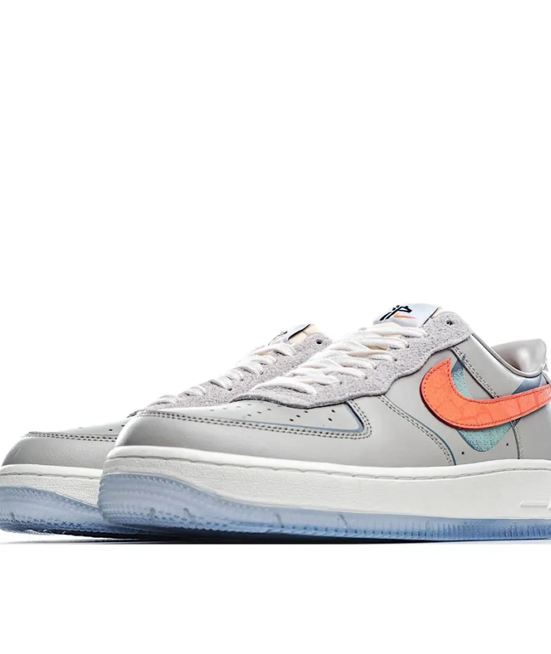 NikeAir Force 1 Low Low Top Sneakers
