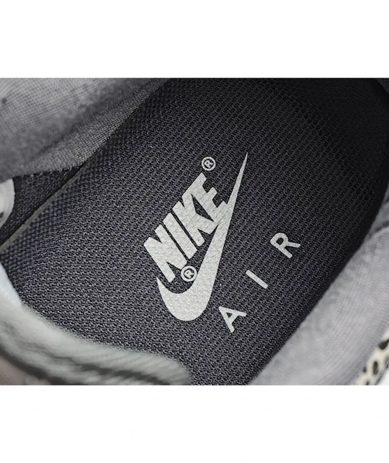 Nike Air Force 1 Low Low Top Sneakers
