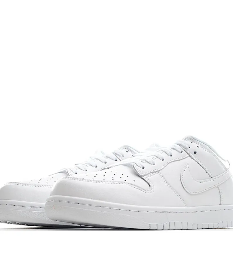 Nike Dunk SB Low Triple White