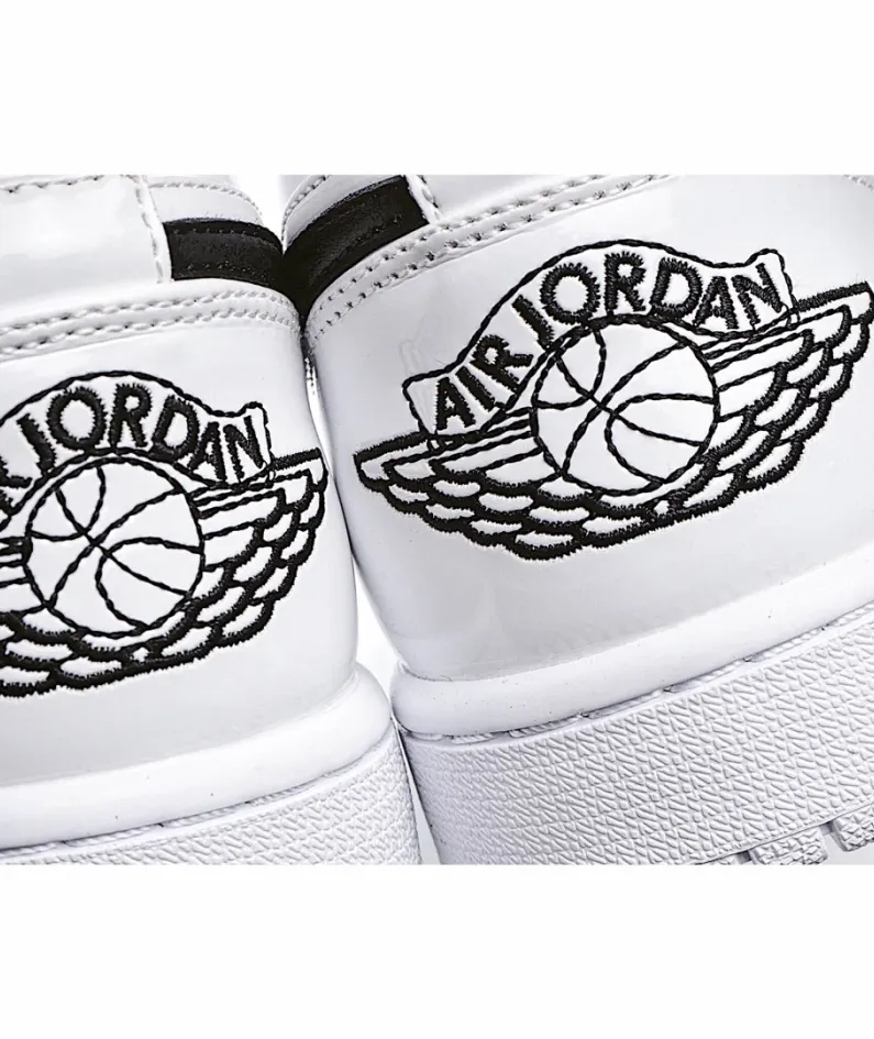 Nike Air Jordan 1 Low Black & White