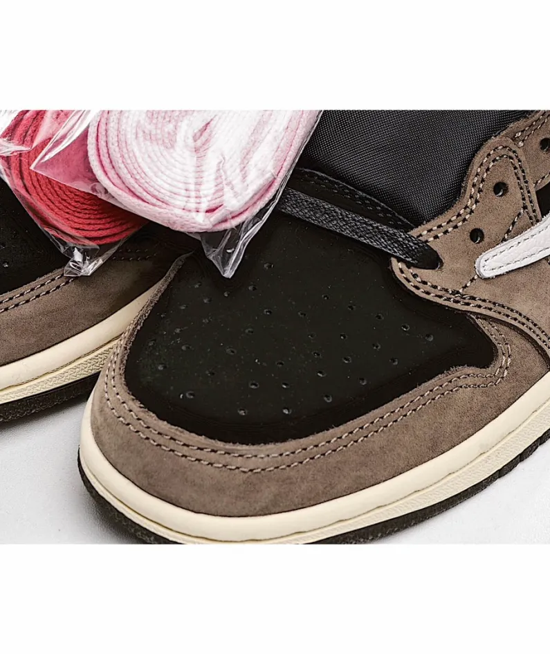 Travis Scott x Air Jordan 1 Low 'Mocha'