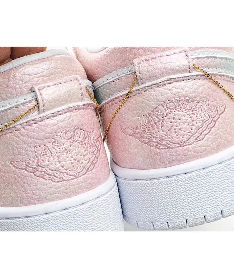 Air Jordan 1 Low Joe 1 Low Basketball Shoes