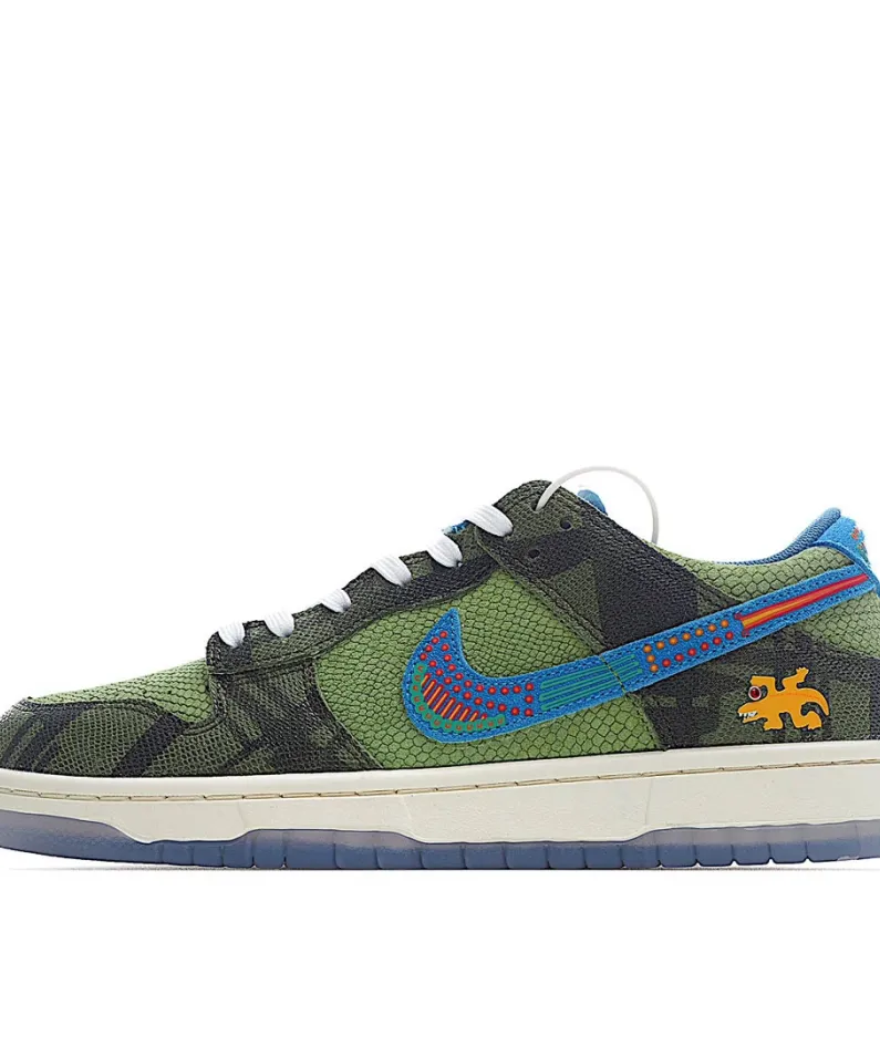 Nike Dunk Low Siempre Familia Low Top Blue