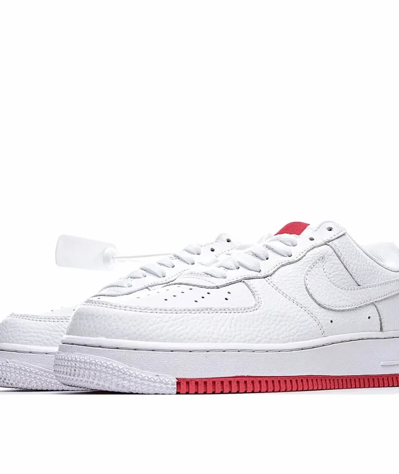 Nike Air Force 1 07 Low Low Top Sneakers