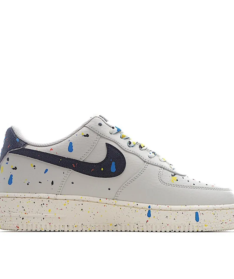 Nike Air Force 107 Sneakers