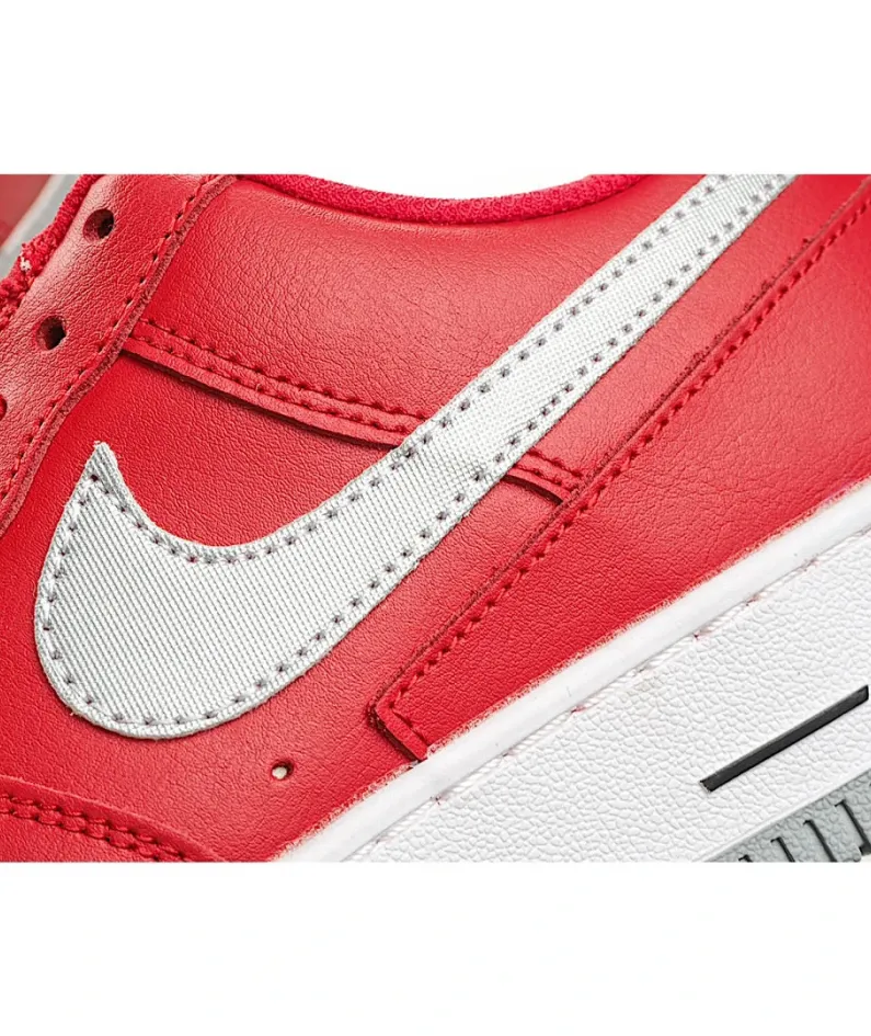 Nike Air Force 1 Low 07 Low Top Sneakers