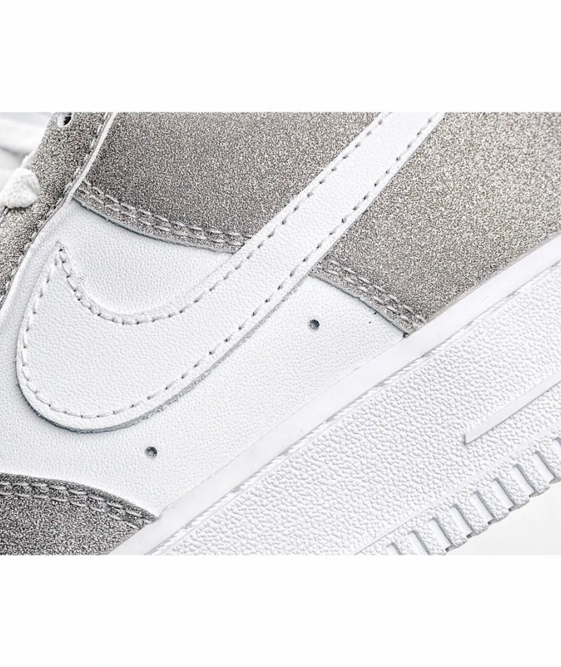 Nike Air Force 1 Low-Top Sneakers