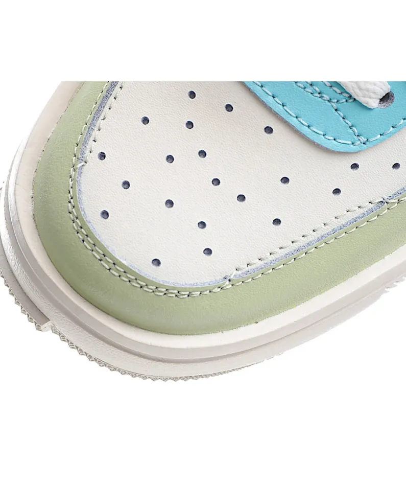 Nike Air Force 1 Low-Top Sneakers