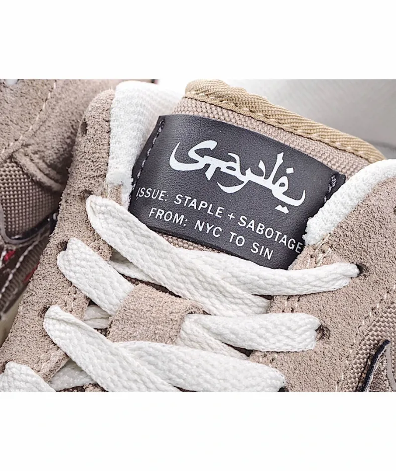 Nike Air Force 1 Low-Top Sneakers