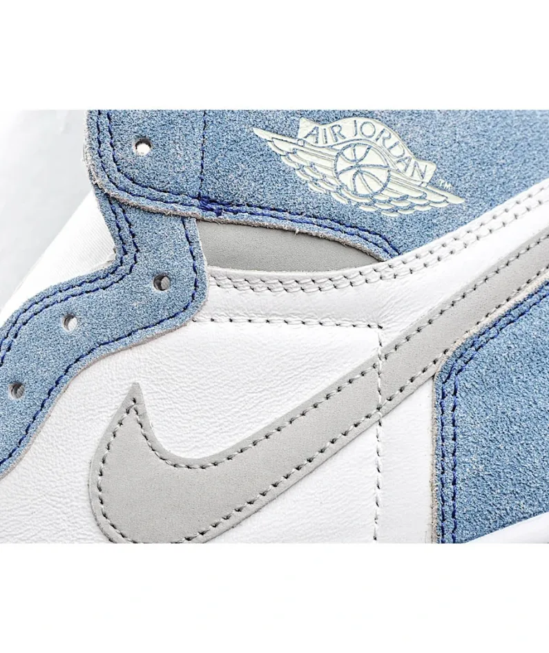 Air Jordan 1 Retro High OG 'Hyper Royal'