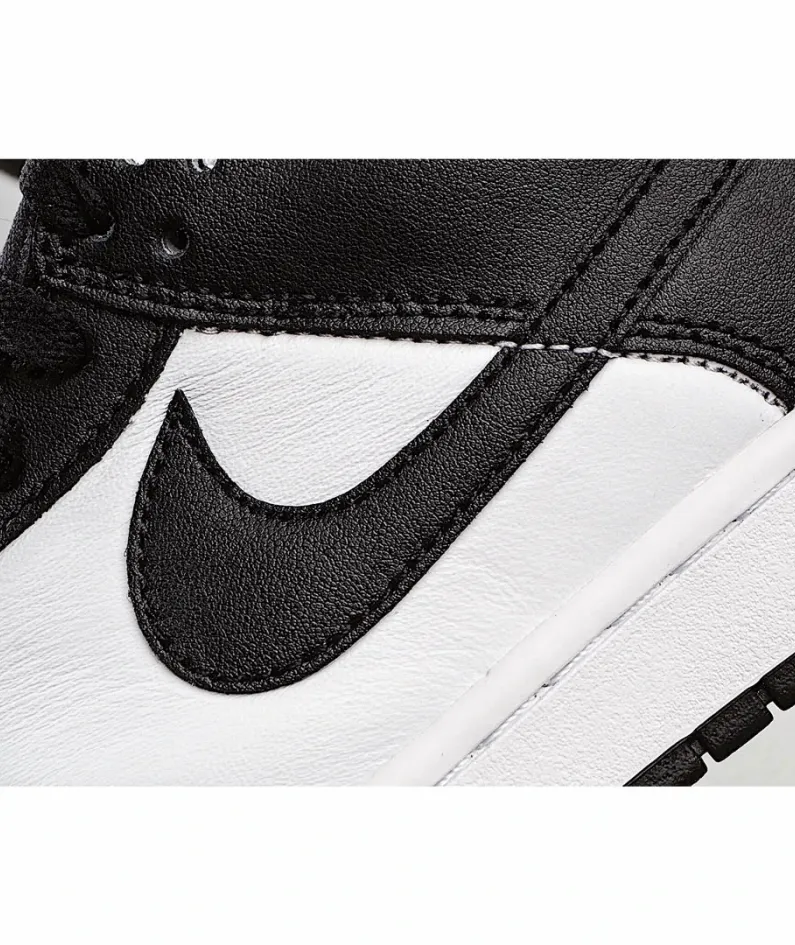 Nike Dunk Low SP Low Top Sneakers