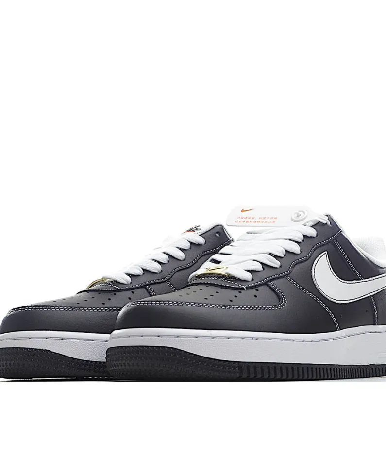 Nike Air Force 1 White and Black