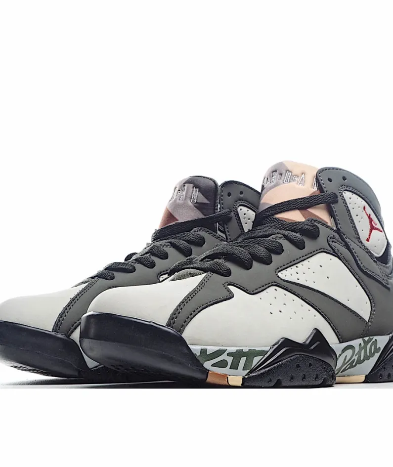 Patta x Air Jordan 7 Retro SP 'Icicle'