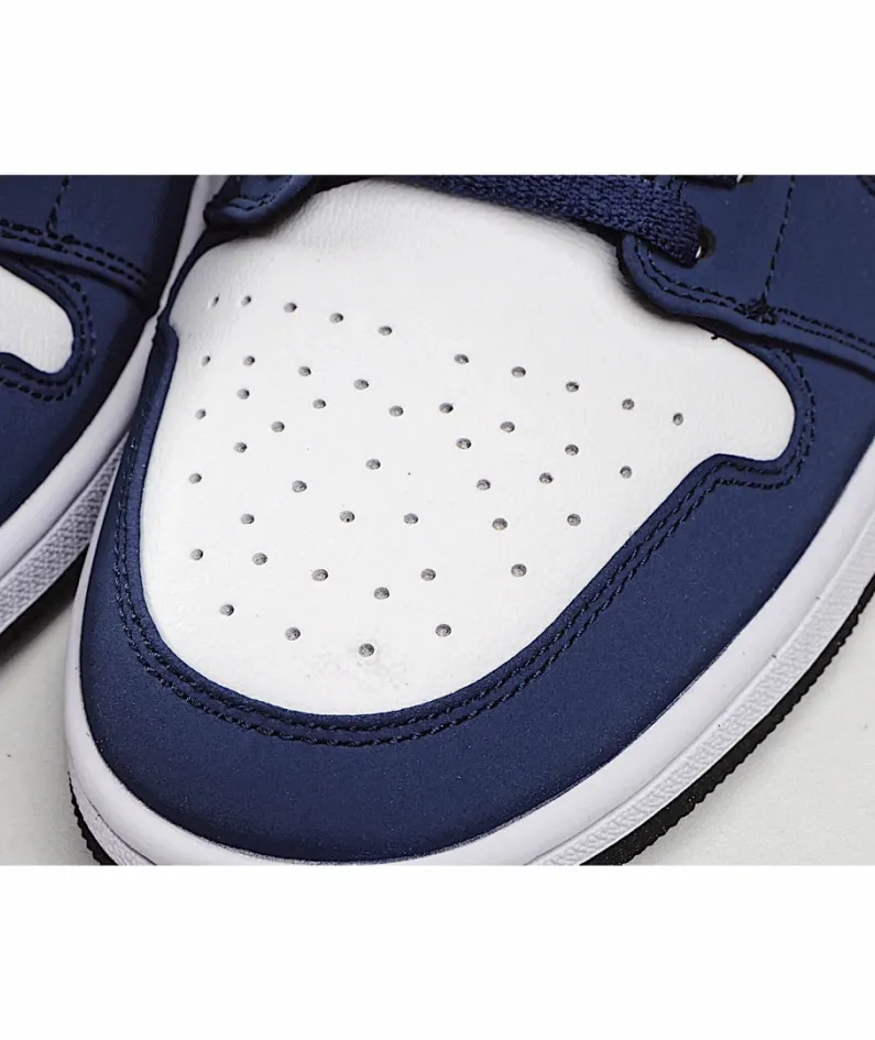 Air Jordan 1 Retro Low 'Insignia Blue'