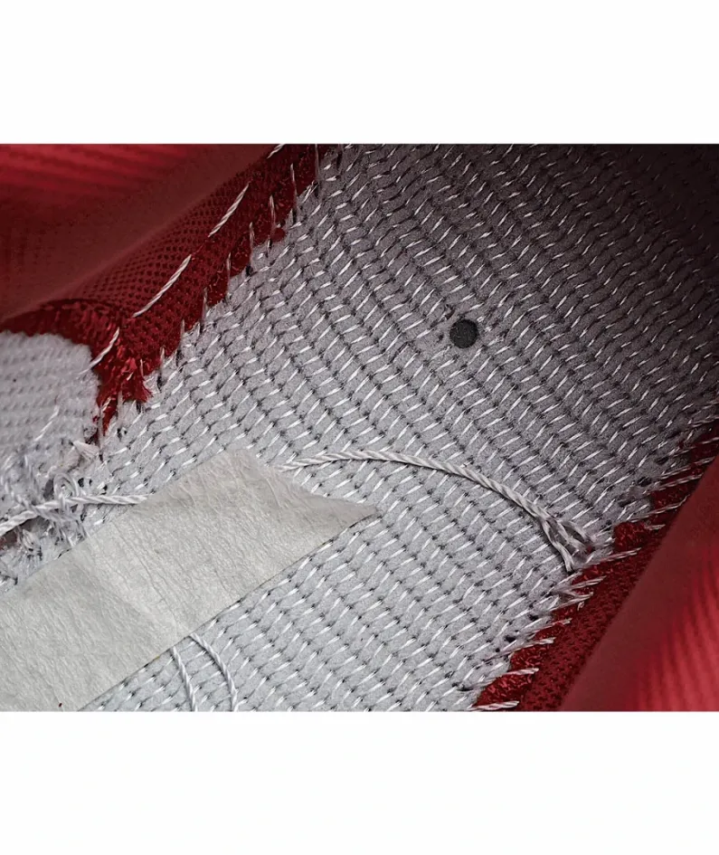Nike SB Dunk Low Valentines Day Sneakers