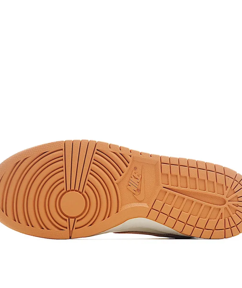 Nike Dunk SB LowHarvest Moon Orange