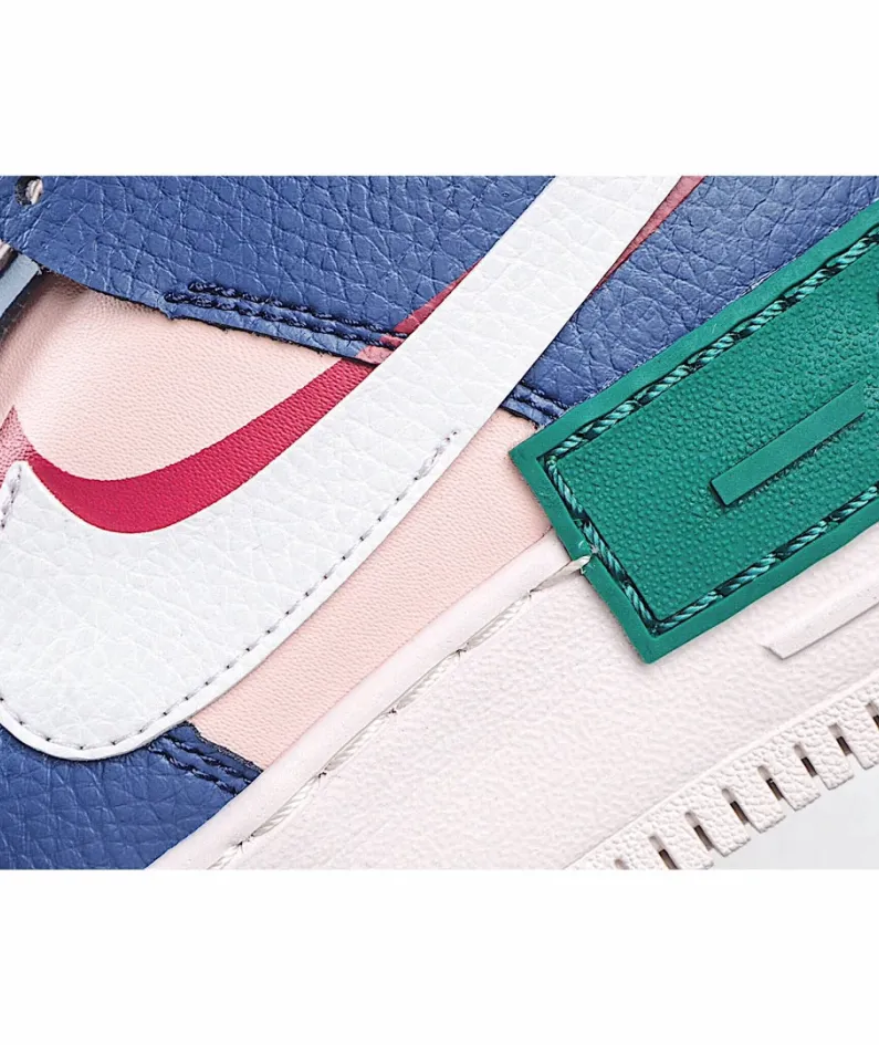Nike WMNS Air Force 1 Shadow Low-Top Sneakers