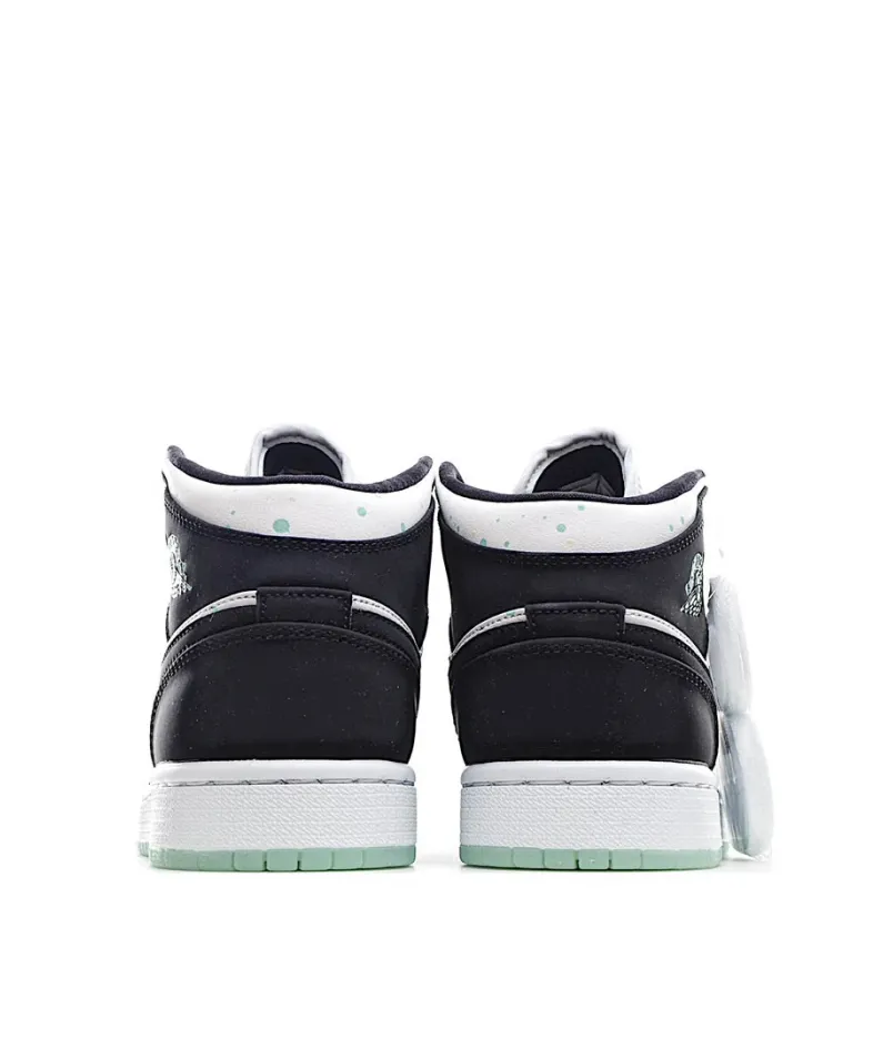 Air Jordan 1 Mid SE GS 'Glow in the Dark Panda'