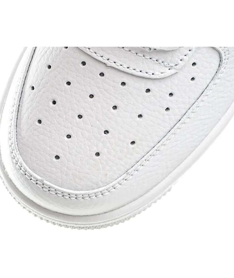 Nike Air Force 107 Low Low Top Sneakers