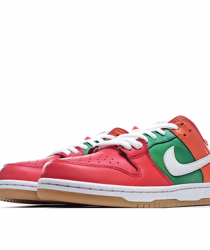 Nike SB Dunk Low Pro QS7-ELEVEn Low Top Sneakers