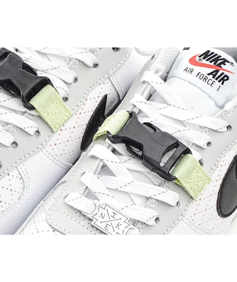 Nike Air Force 1 Low-Top Sneakers